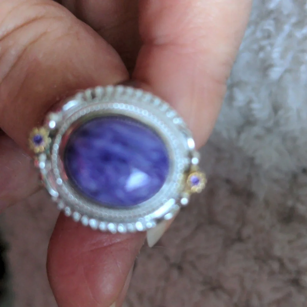 New Chariote sterling silver ring. Size 7.  Handcrafted, Gold accents.  gift box